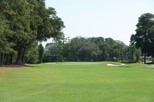 Surf And Beach Club 13th